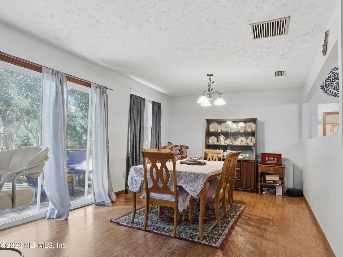 Photo of 8336 SINGLETON Place