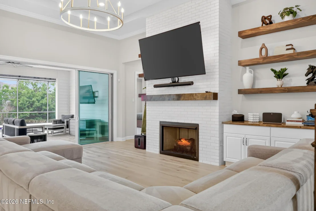 Photo of 137 TRADESMAN Lane