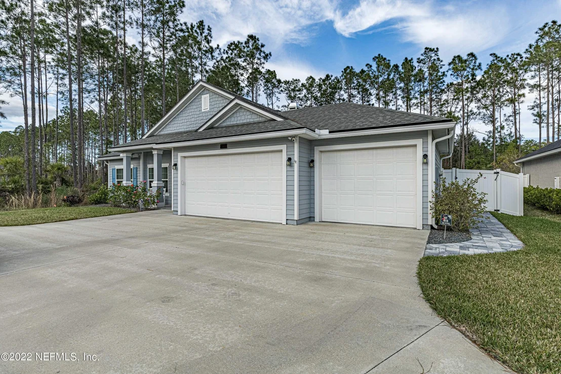 Photo of 705 BENT CREEK Drive