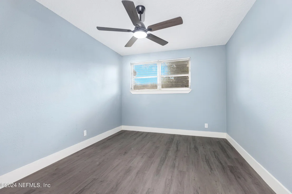 Photo of 958 OVERLOOK Drive
