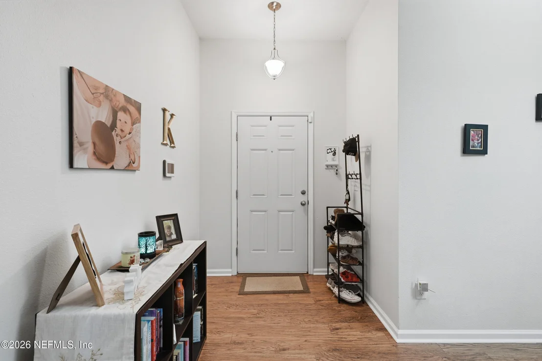 Photo of 9526 BEMBRIDGE MILL Drive