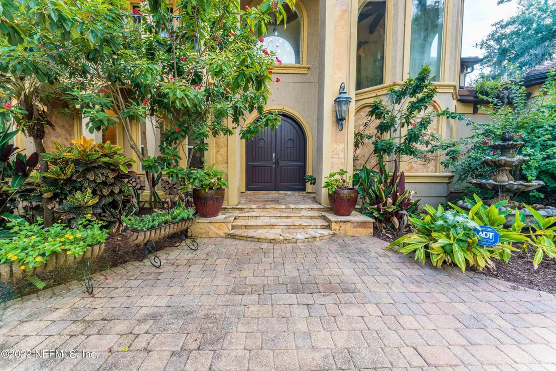 Photo of 8289 COLEE COVE Road
