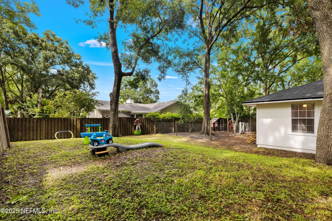 Photo of 5263 ELLEN Court