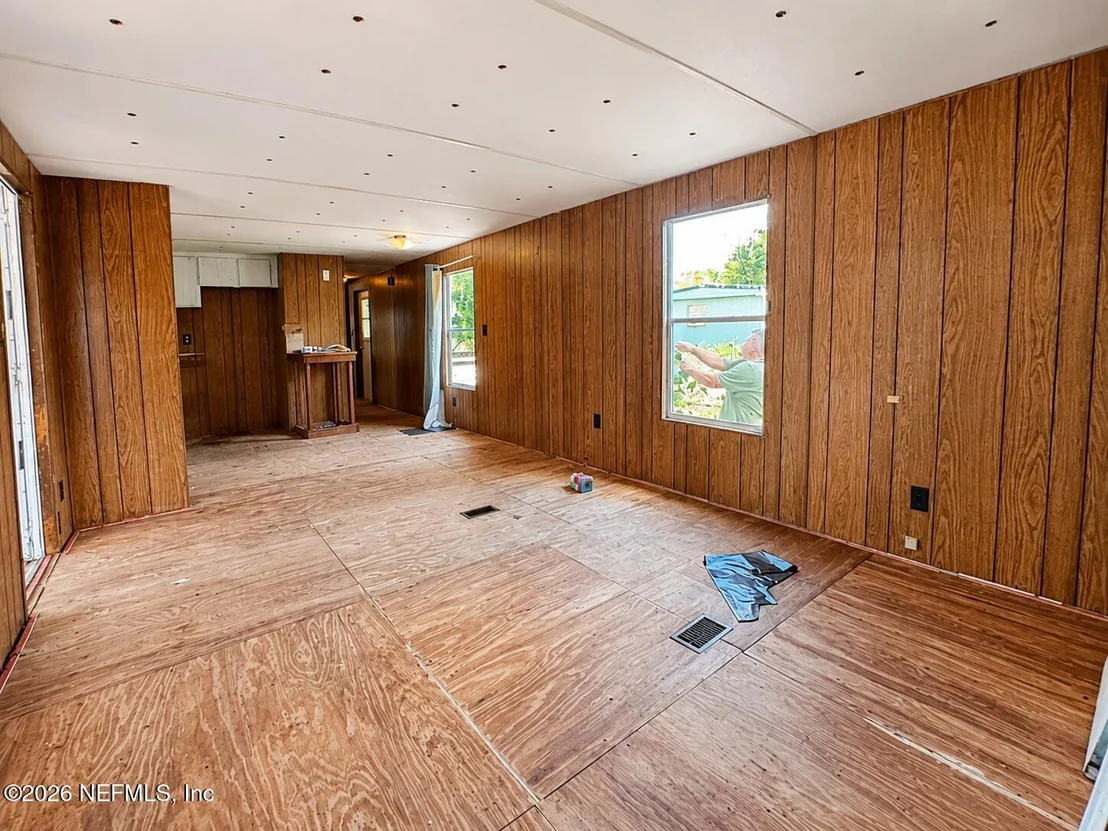 Photo of 602 JUNIOR LAKE Drive