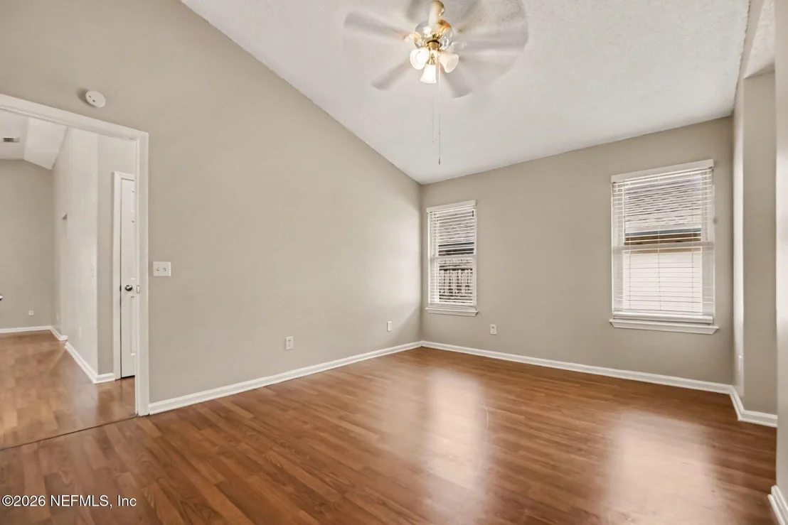 Photo of 1264 SUFFOLK Place