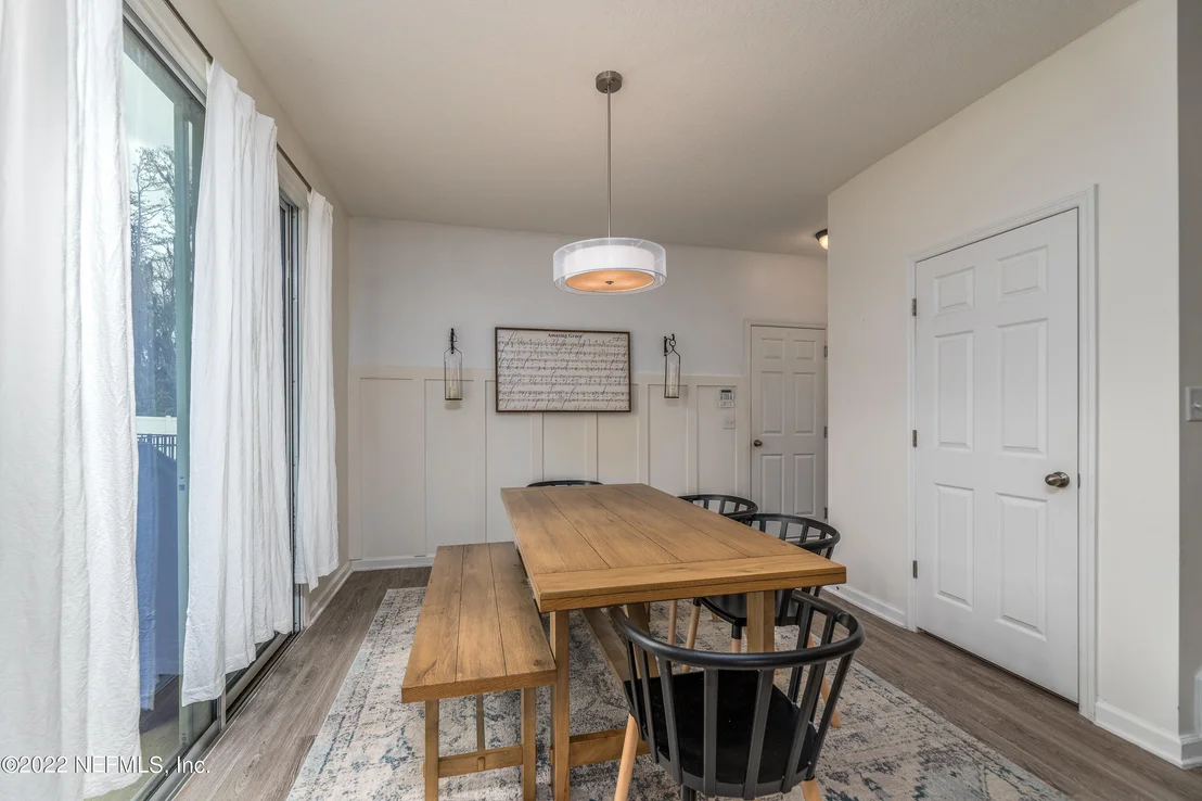 Photo of 360 VINEYARD Lane