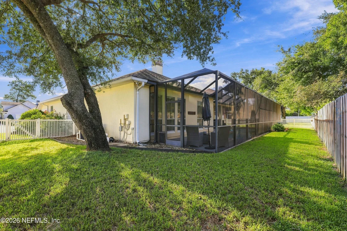 Photo of 424 HUCKLEBERRY Trail