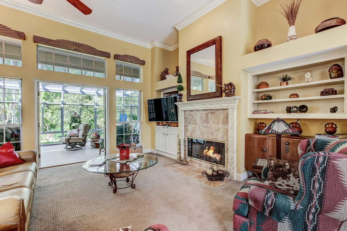 Photo of 8128 SUFFIELD Court