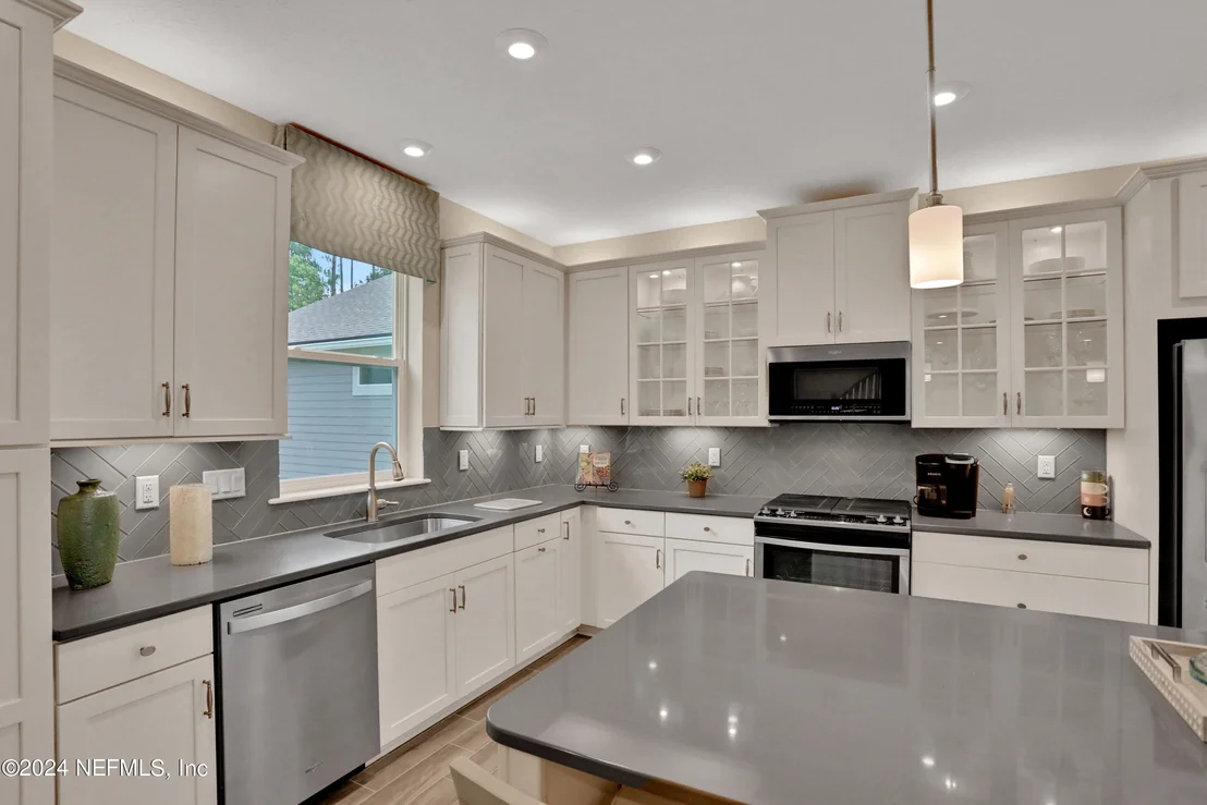 Photo of 75 MALLOW Court