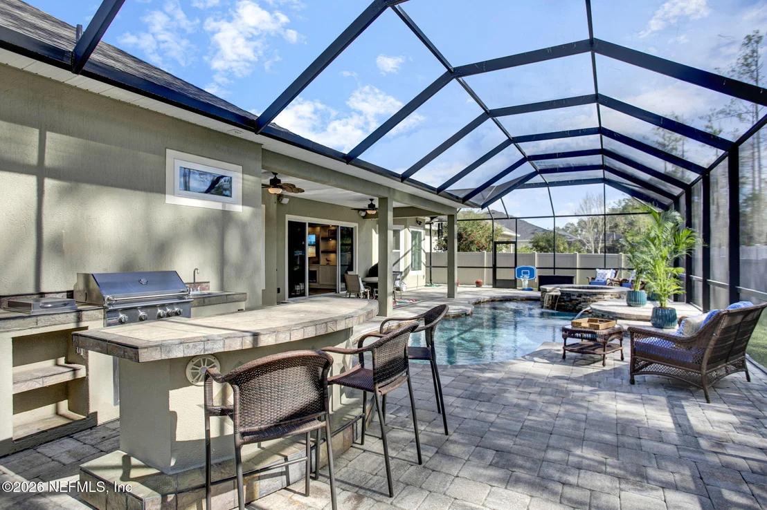 Photo of 77 MANOR Lane