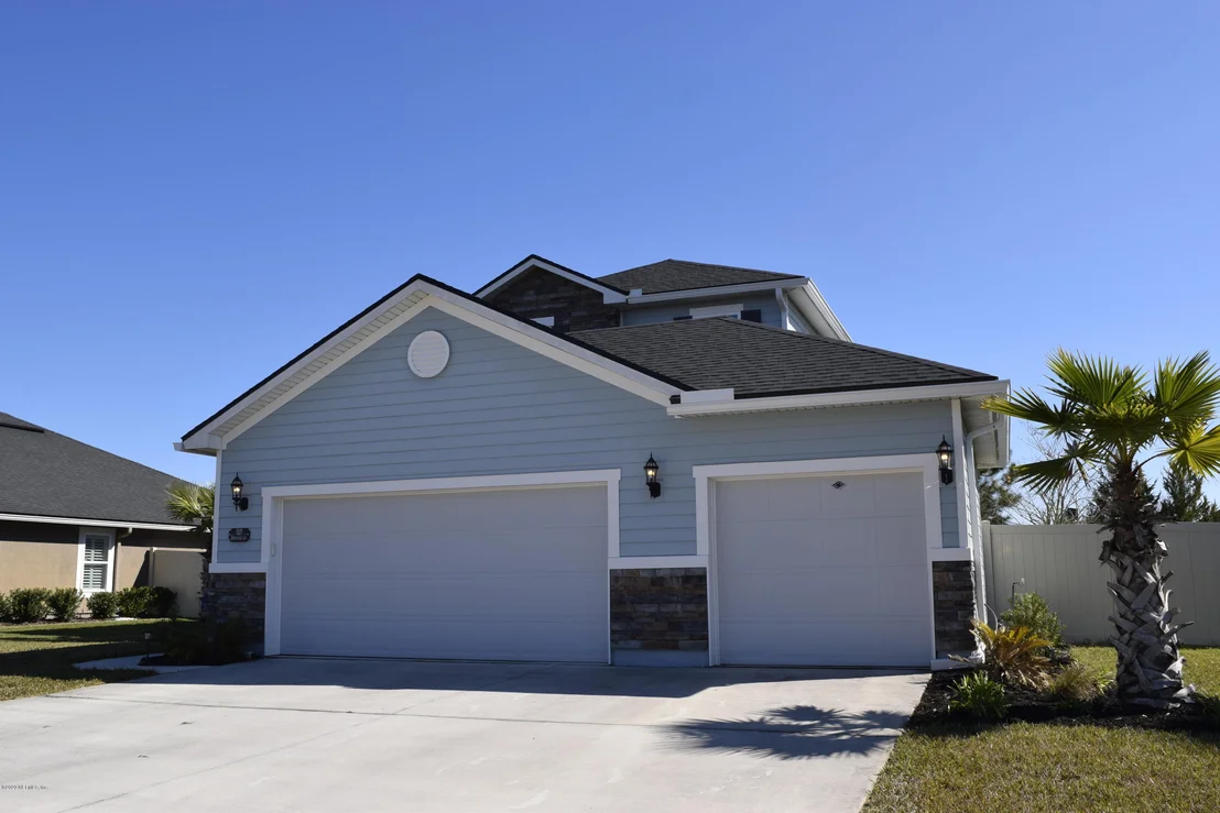 Photo of 35 MERCUTIO Lane