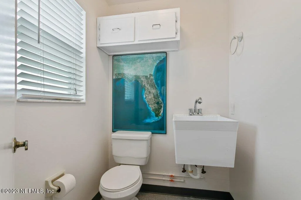 Photo of 241 OAK Drive S