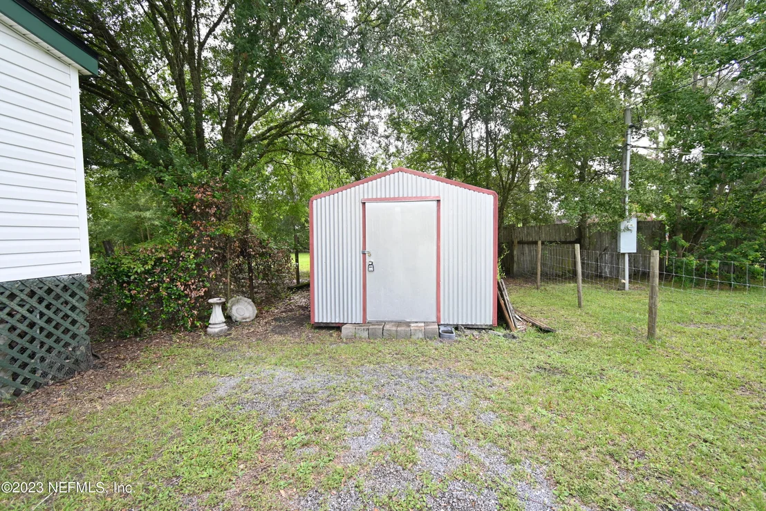 Photo of 11349 DEERWOOD Circle