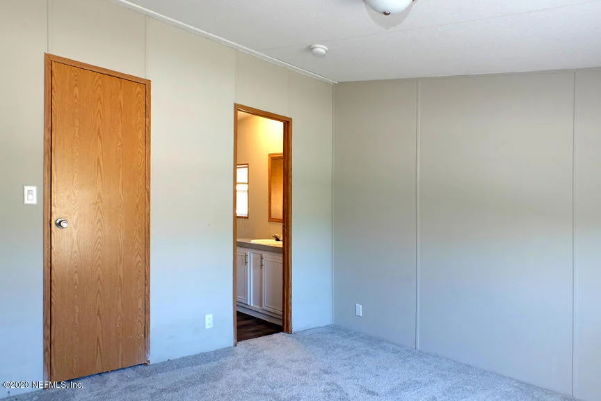 Photo of 1025 W 4TH Street