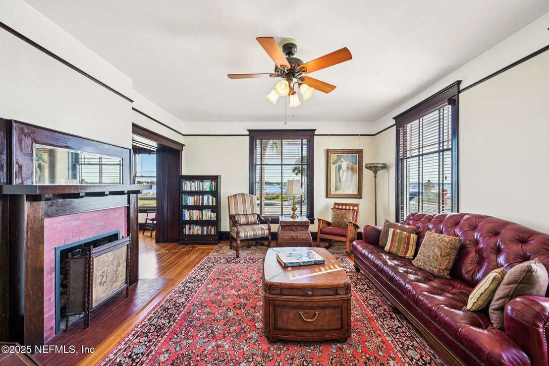 Photo of 178 AVENIDA MENENDEZ