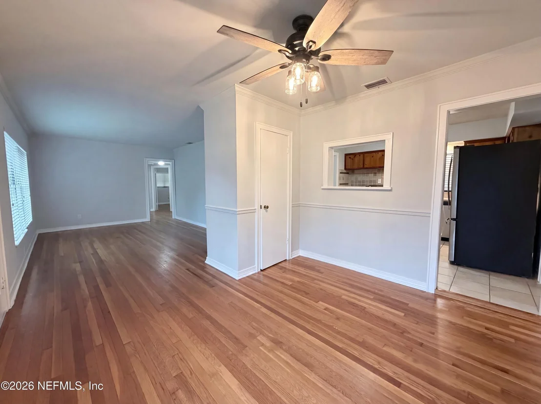 Photo of 2020 CHERRY Lane