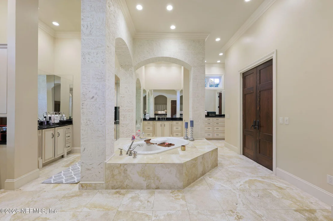Photo of 24733 HARBOUR VIEW Drive