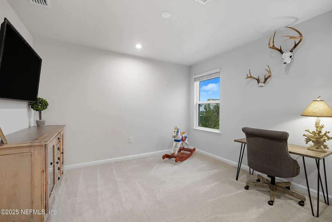 Photo of 278 TOWER Court