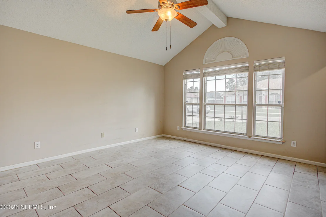 Photo of 7975 MACINNES Drive
