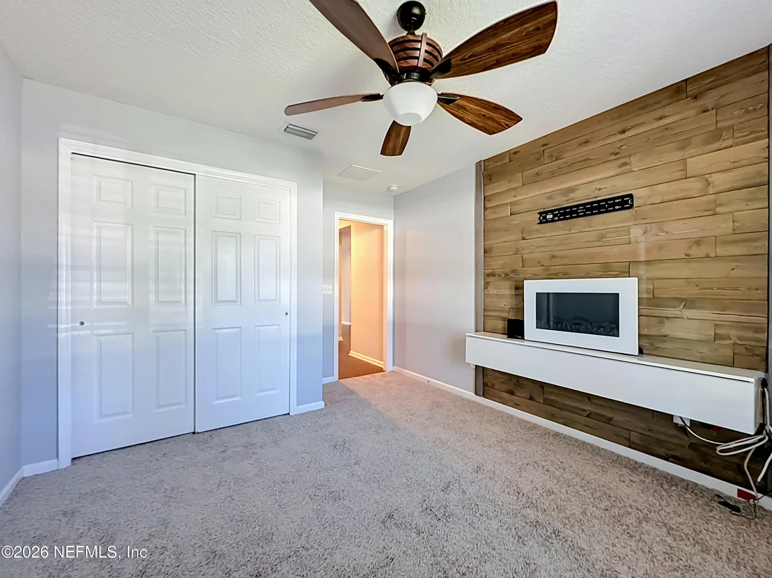 Photo of 15971 HUTTON Lane