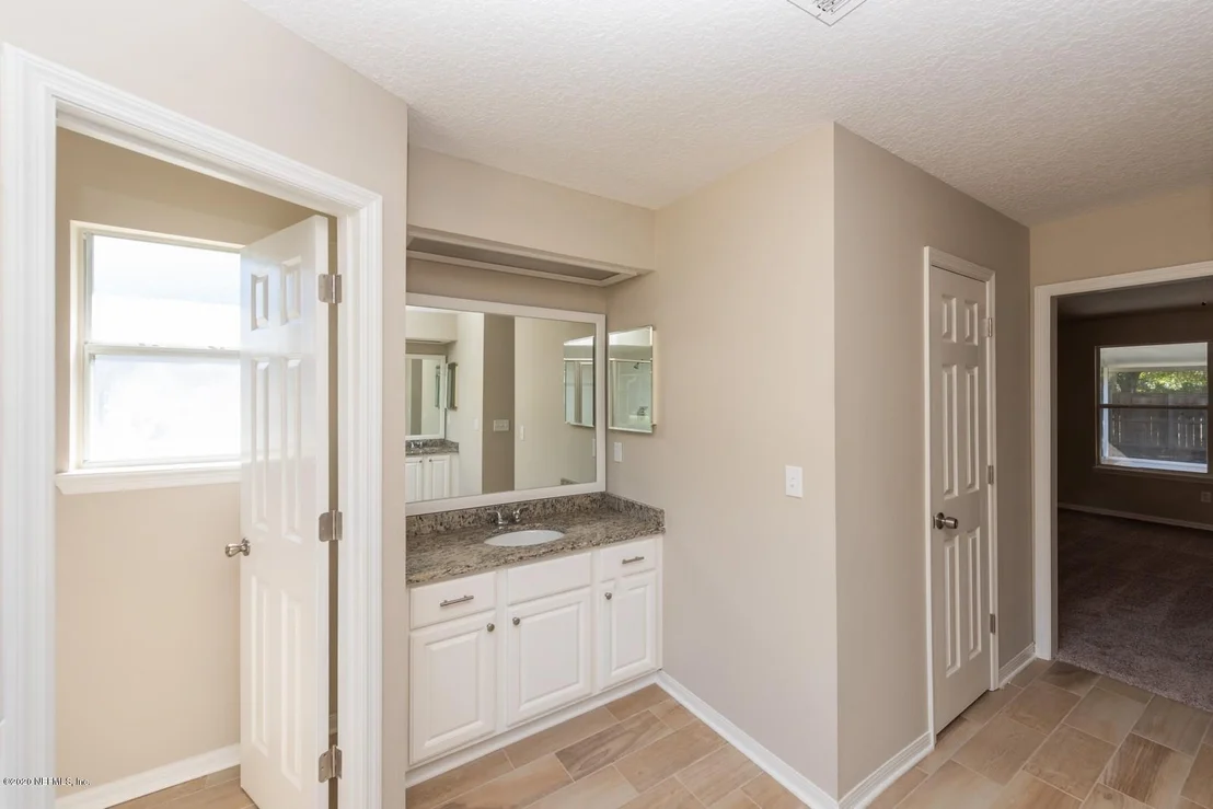 Photo of 1524 MAPLE LEAF Lane