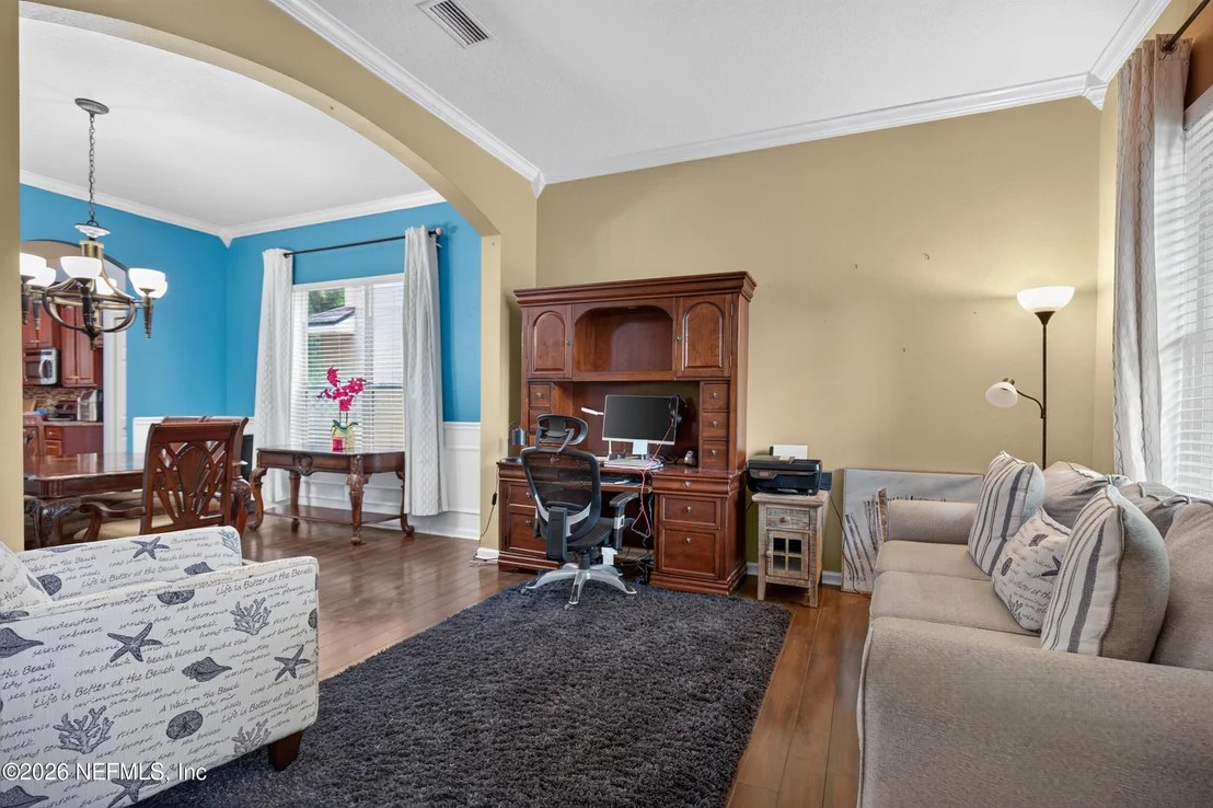 Photo of 616 CANDLEBARK Drive