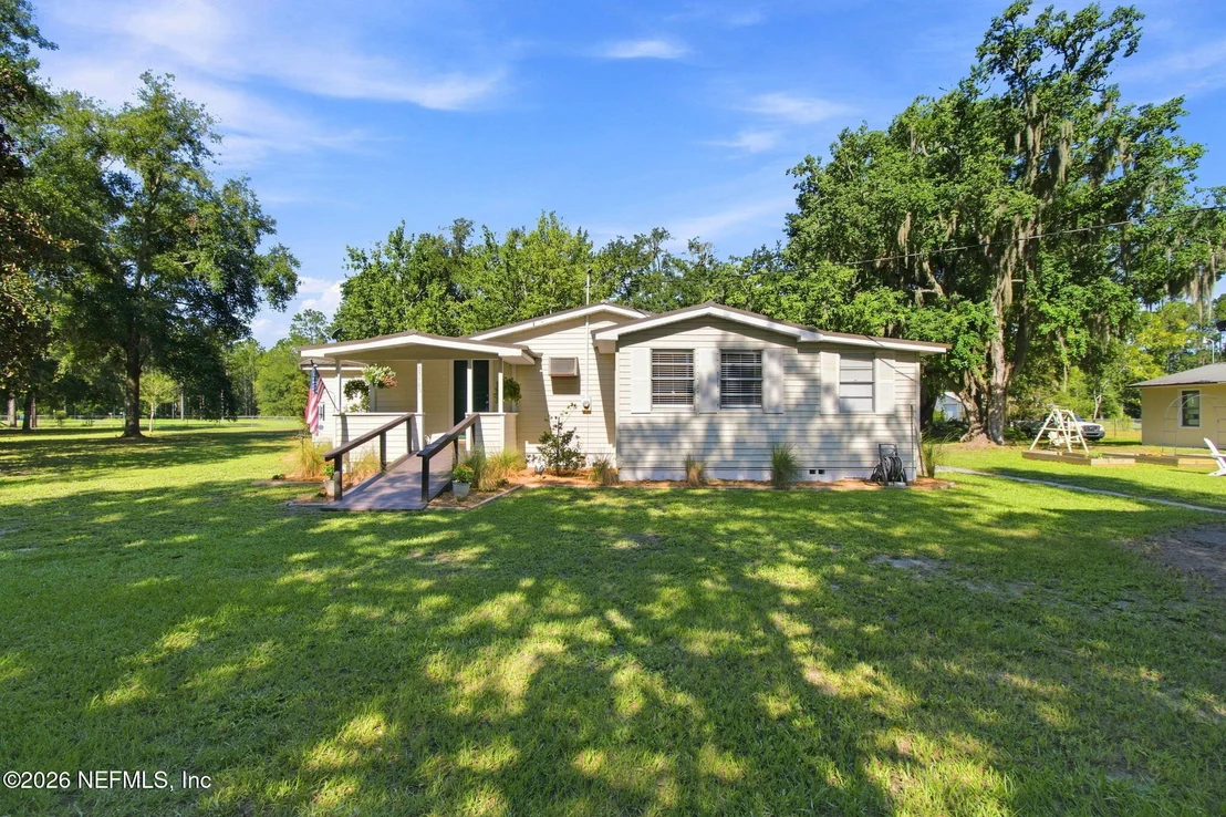 Photo of 33485 MEADOWS Lane