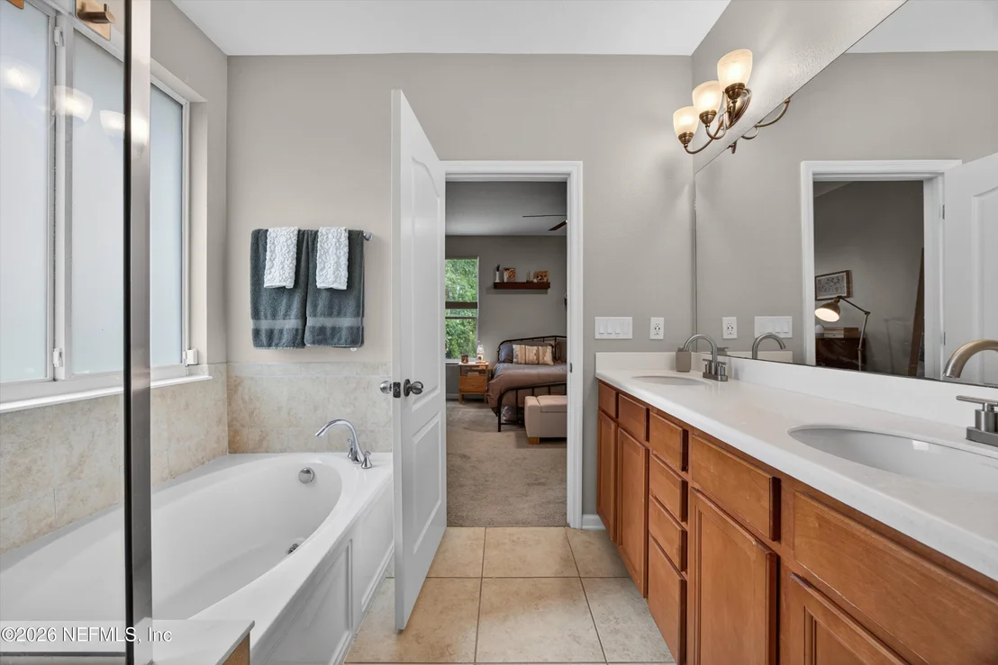 Photo of 618 BRIAR VIEW Drive