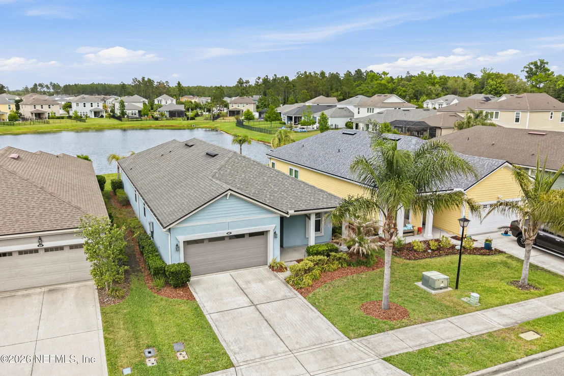 Photo of 633 KENDALL CROSSING Drive