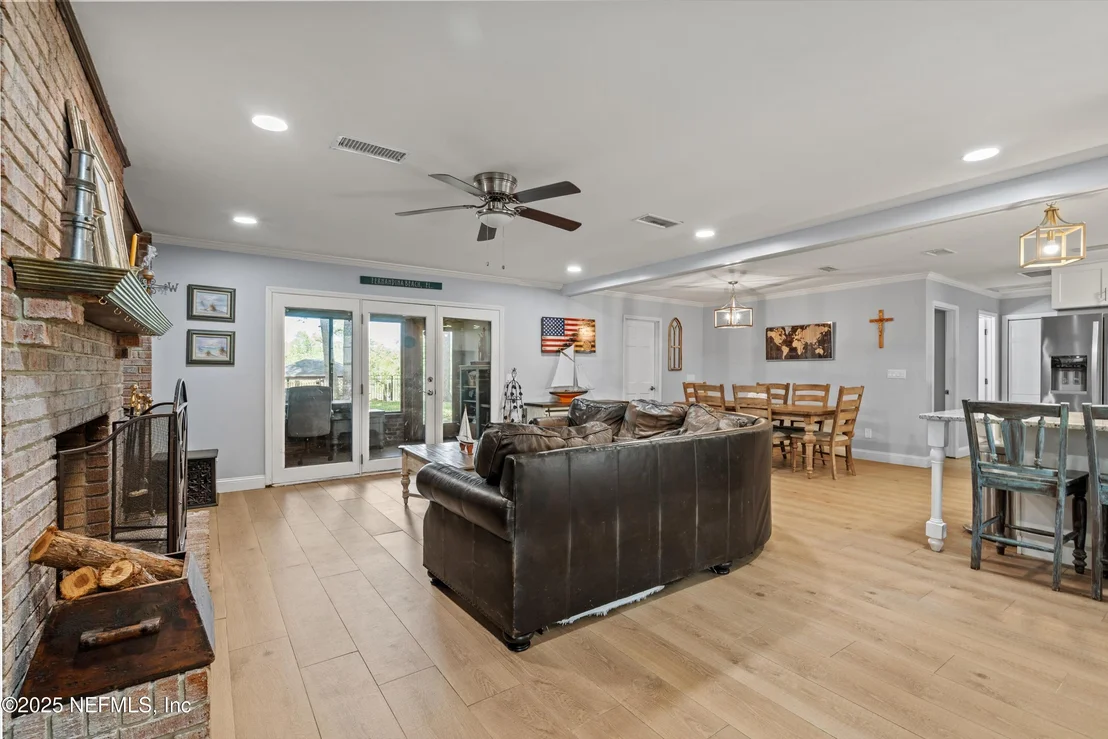 Photo of 86183 MEADOWFIELD BLUFFS Road