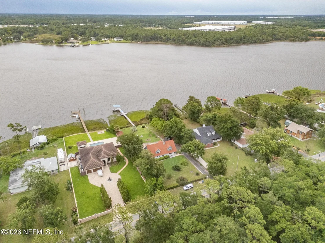 Photo of 1375 CEDAR BAY Road