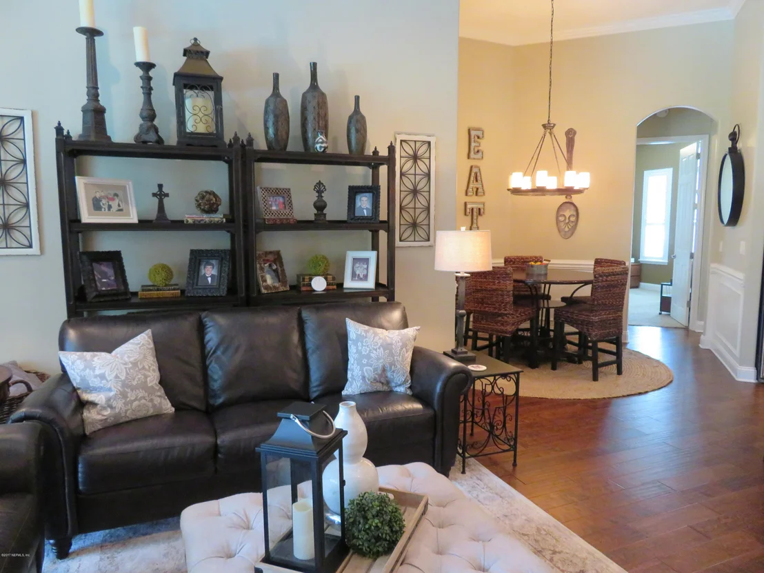Photo of 106 AVERLEY Way