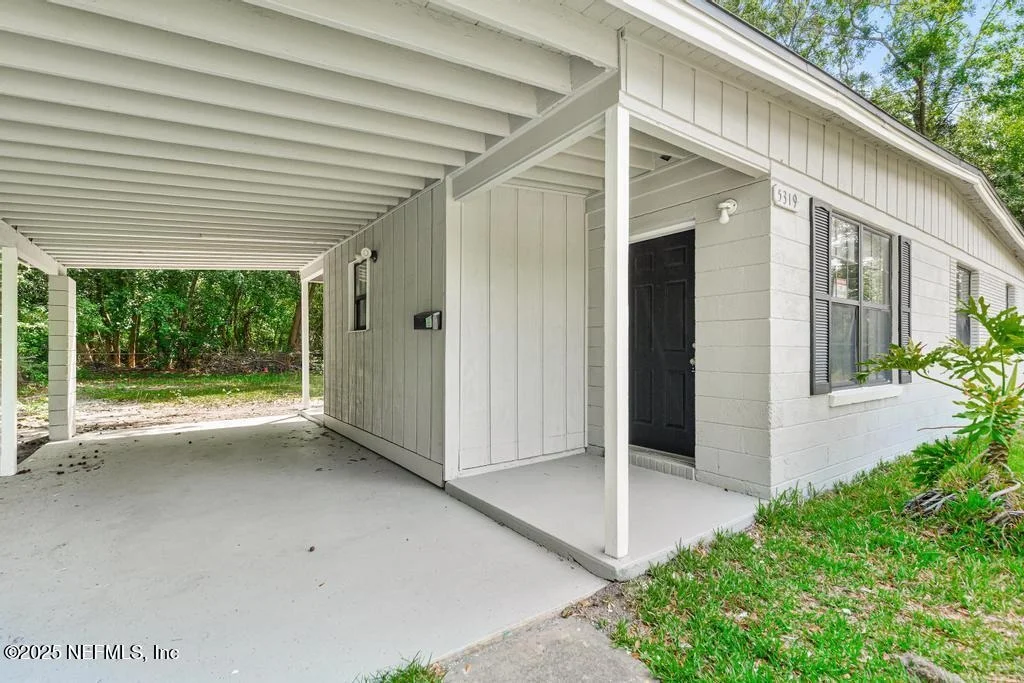 Photo of 5319 BUNCHE Drive