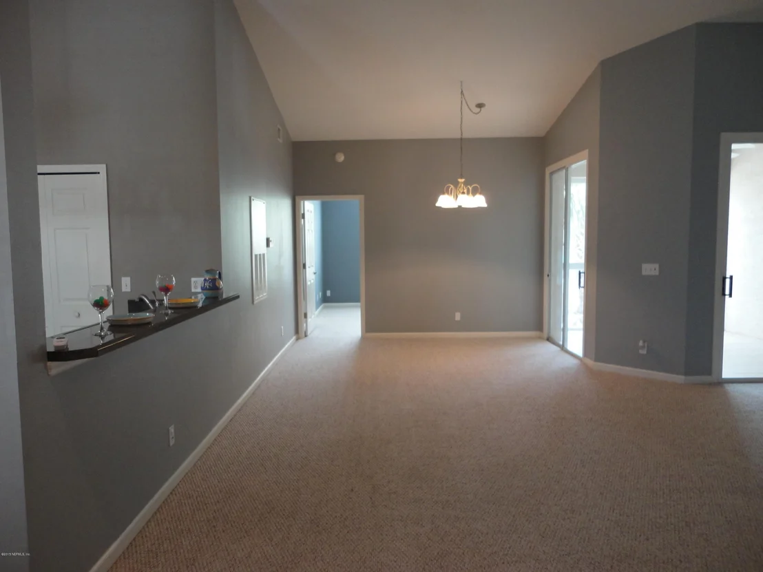 Photo of 203 AUGUSTA Circle