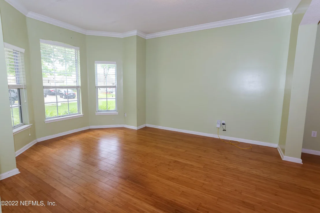 Photo of 903 THOROUGHBRED Drive