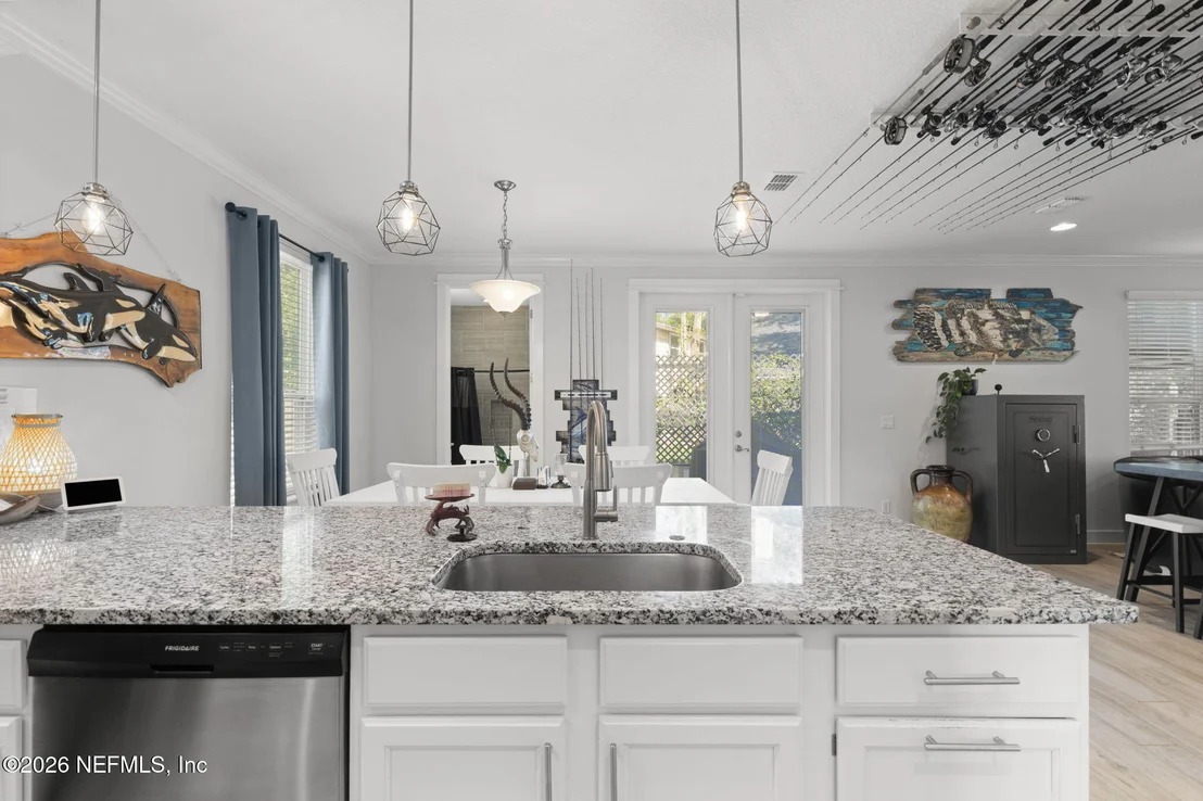Photo of 2115 BARTOLOME Road