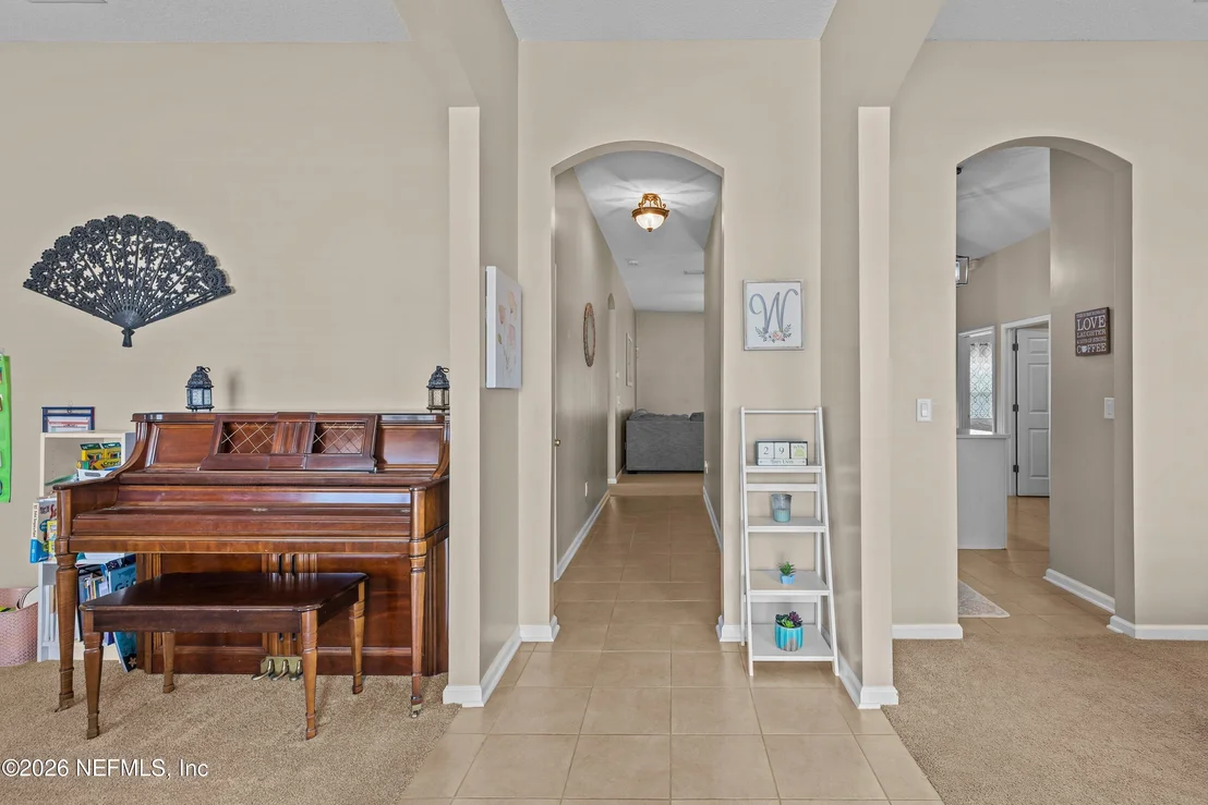 Photo of 11714 RAINDROP Road