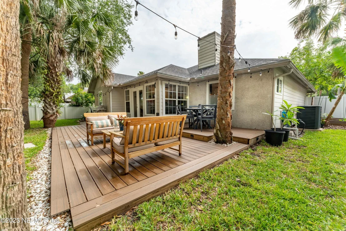 Photo of 1100 LINKSIDE Drive