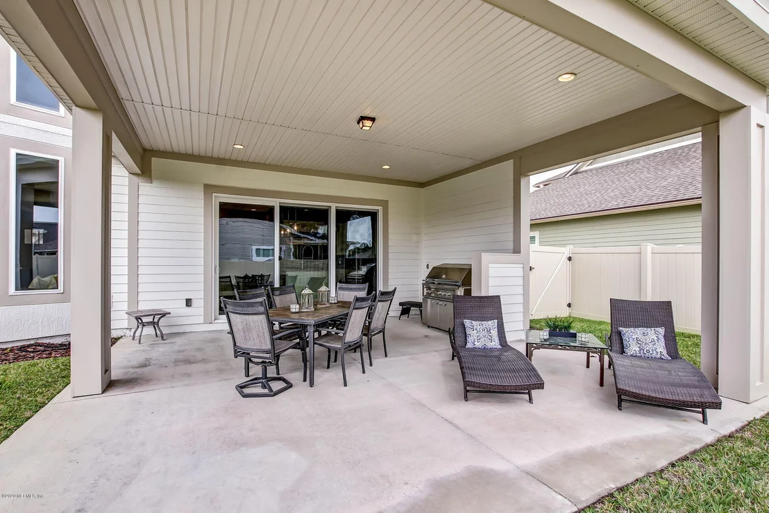 Photo of 386 OUTLOOK Drive