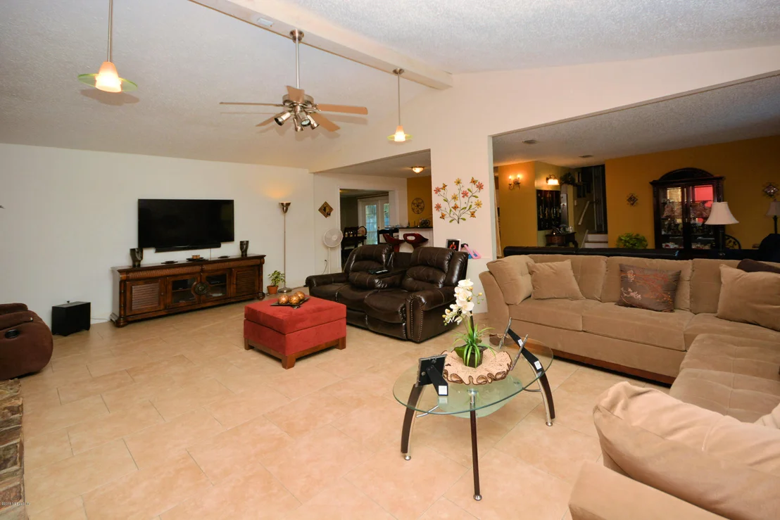 Photo of 10316 JOLYNN Road