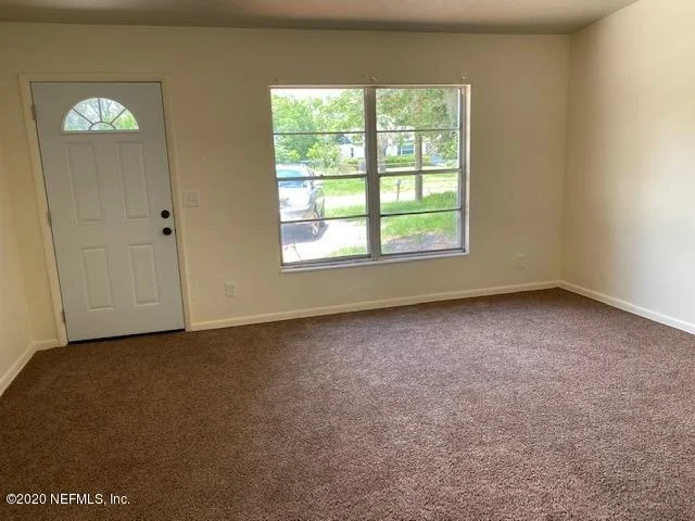 Photo of 5827 HILLMAN Drive