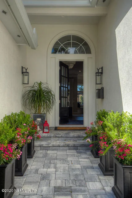 Photo of 232 LAUREL Lane
