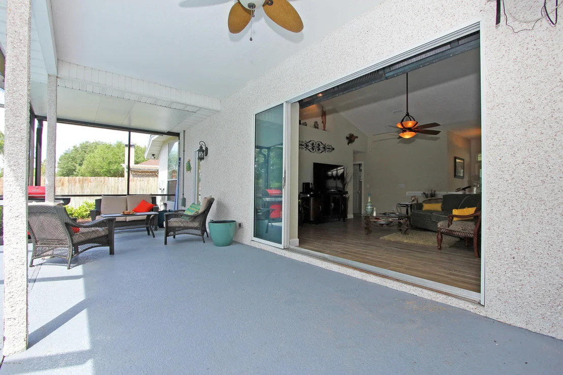 Photo of 124 IVY LAKES Drive