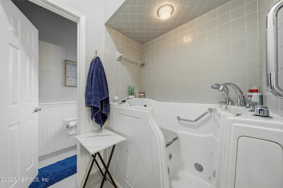 Photo of 2428 STONEBRIDGE Drive