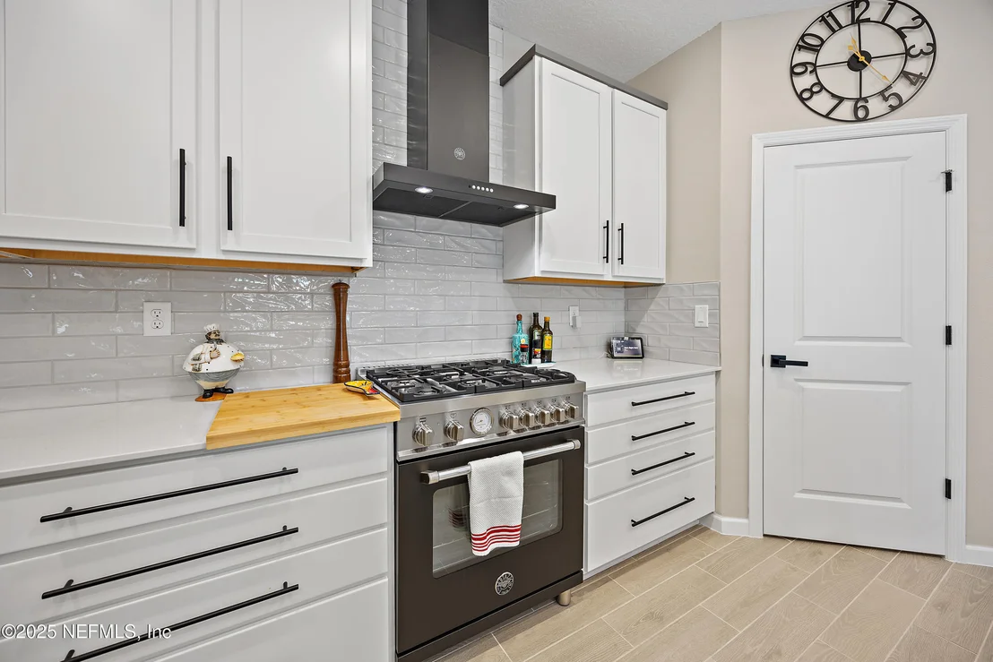 Photo of 75837 PONDSIDE Lane