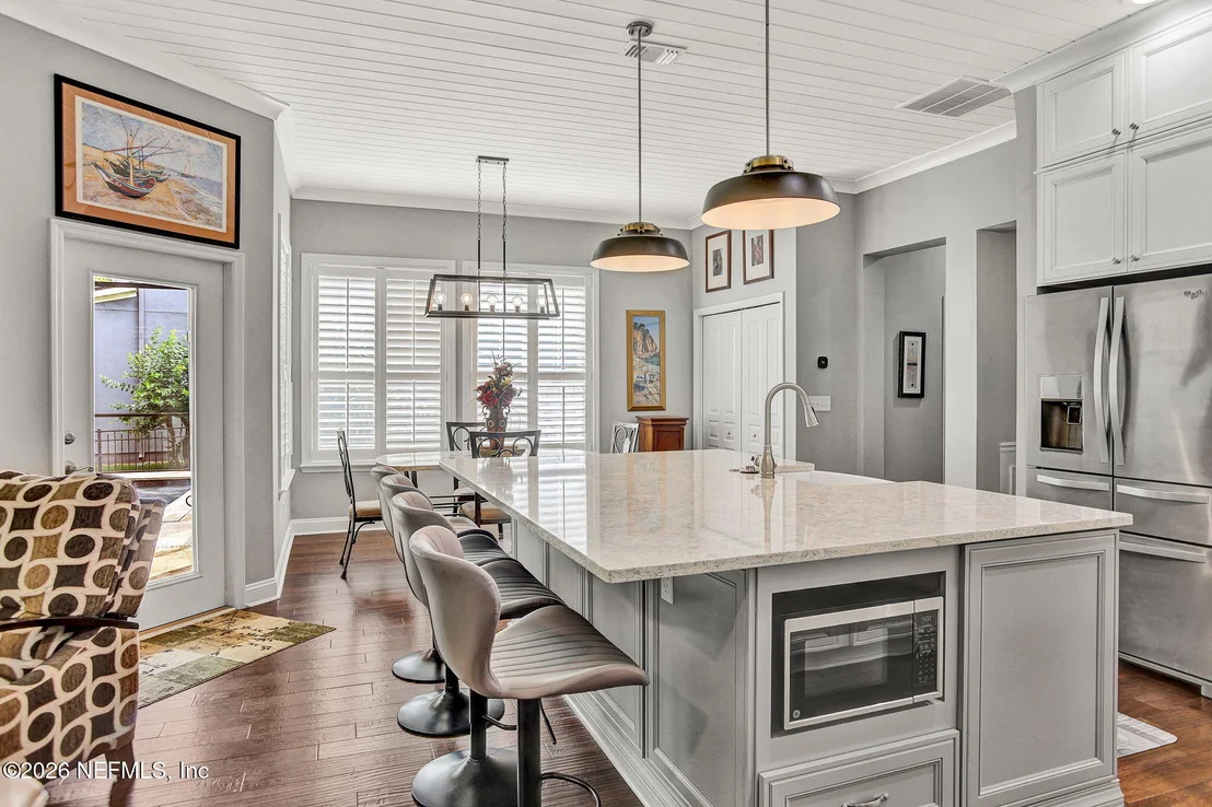 Photo of 1809 FOREST GLEN Way