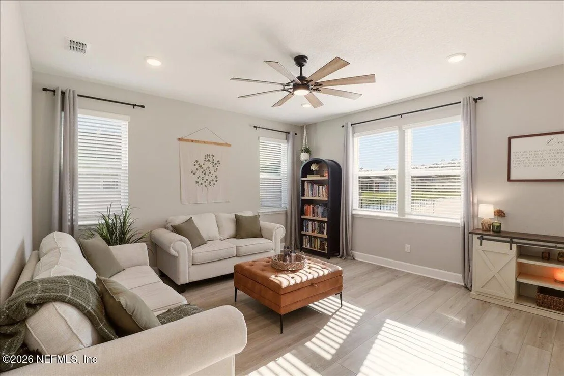 Photo of 599 LIGHTSEY XING Lane
