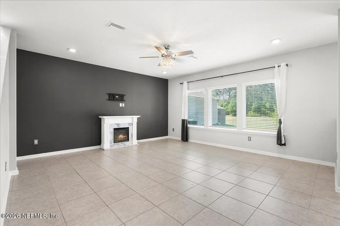 Photo of 5645 HAMPTON CREEK Road