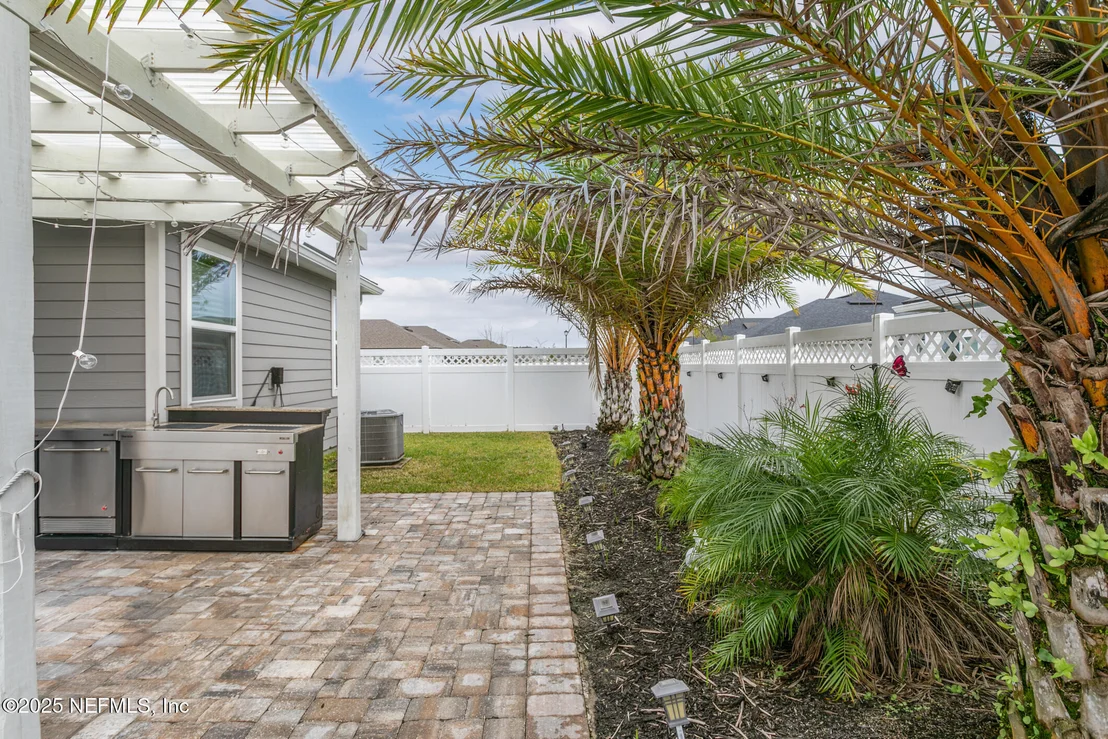 Photo of 124 SILVERLEAF VILLAGE Drive