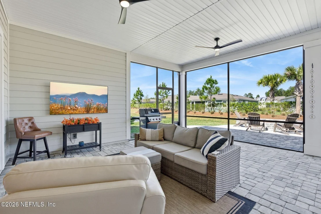 Photo of 361 PELTON Place